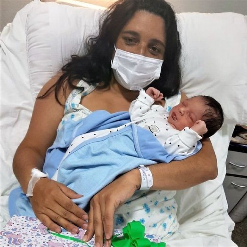 El primer bebé del año 2021 nacido en el Hospital Local