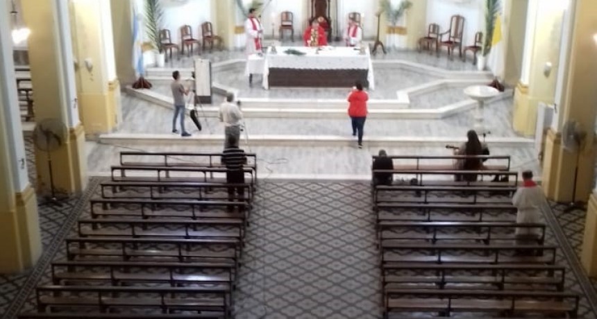 Con una celebración inédita se dió comienzo a la semana Santa en la catedral del Obispado de Santo Domingo