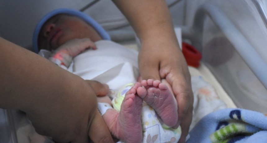Confirman siete casos positivos de bebés con coronavirus en Luján