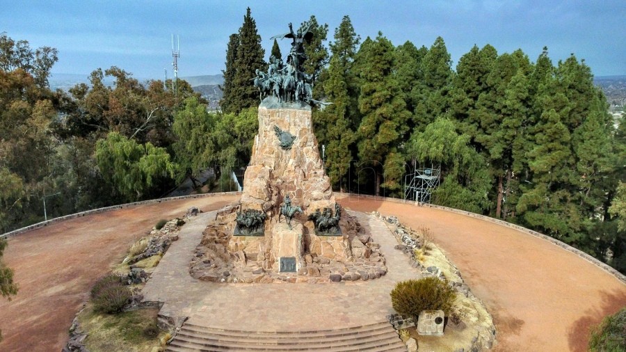 Mendoza, para todos los gustos: atractivos naturales, cultura y gastronomía