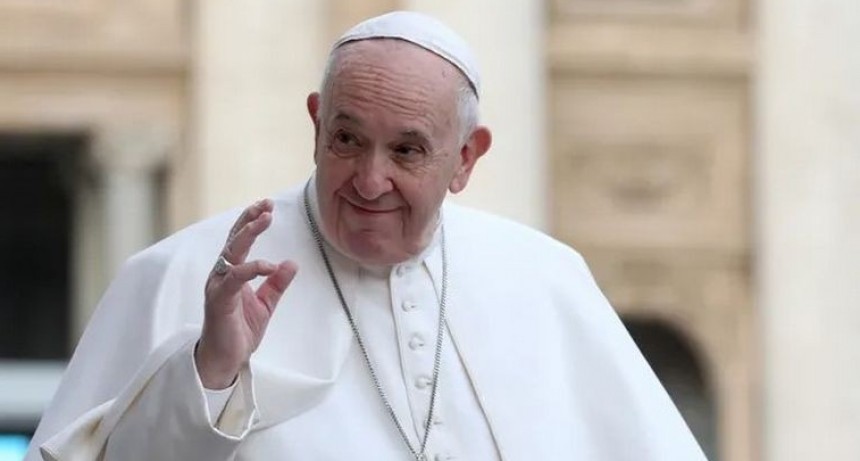 El Papa negó rumores de renuncia y ofreció mediar por la paz