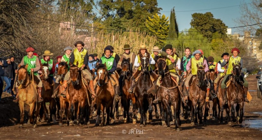 Nueve de Julio: Se realizò la “Marchita de caballos criollos”