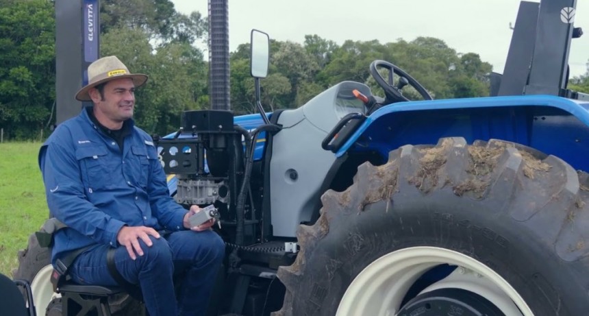 Se conoce el primer tractor a nivel mundial para personas con discapacidad motora