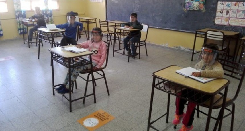 AMEGHINO | Con distanciamiento social y jornadas reducidas, los chicos regresaron a las aulas