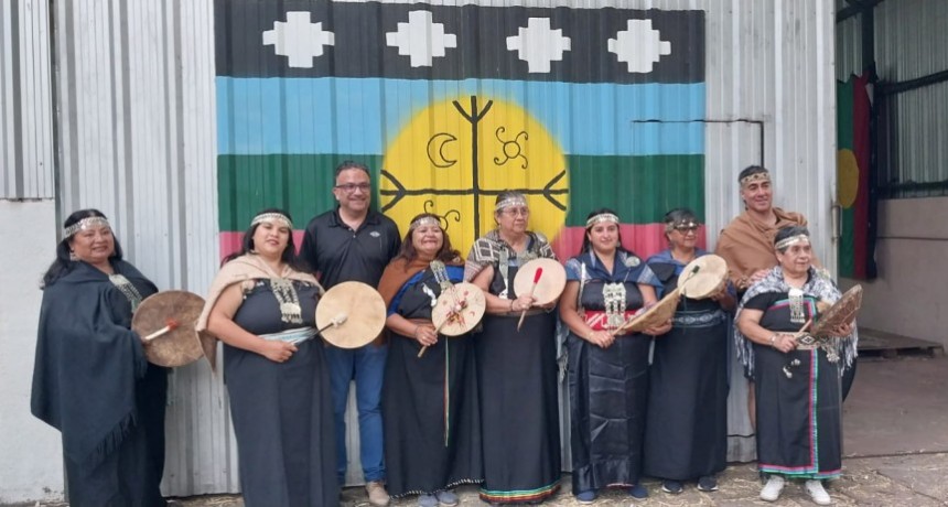 Una jornada con la comunidad Mapuche donde se impartiò saberes y canciones